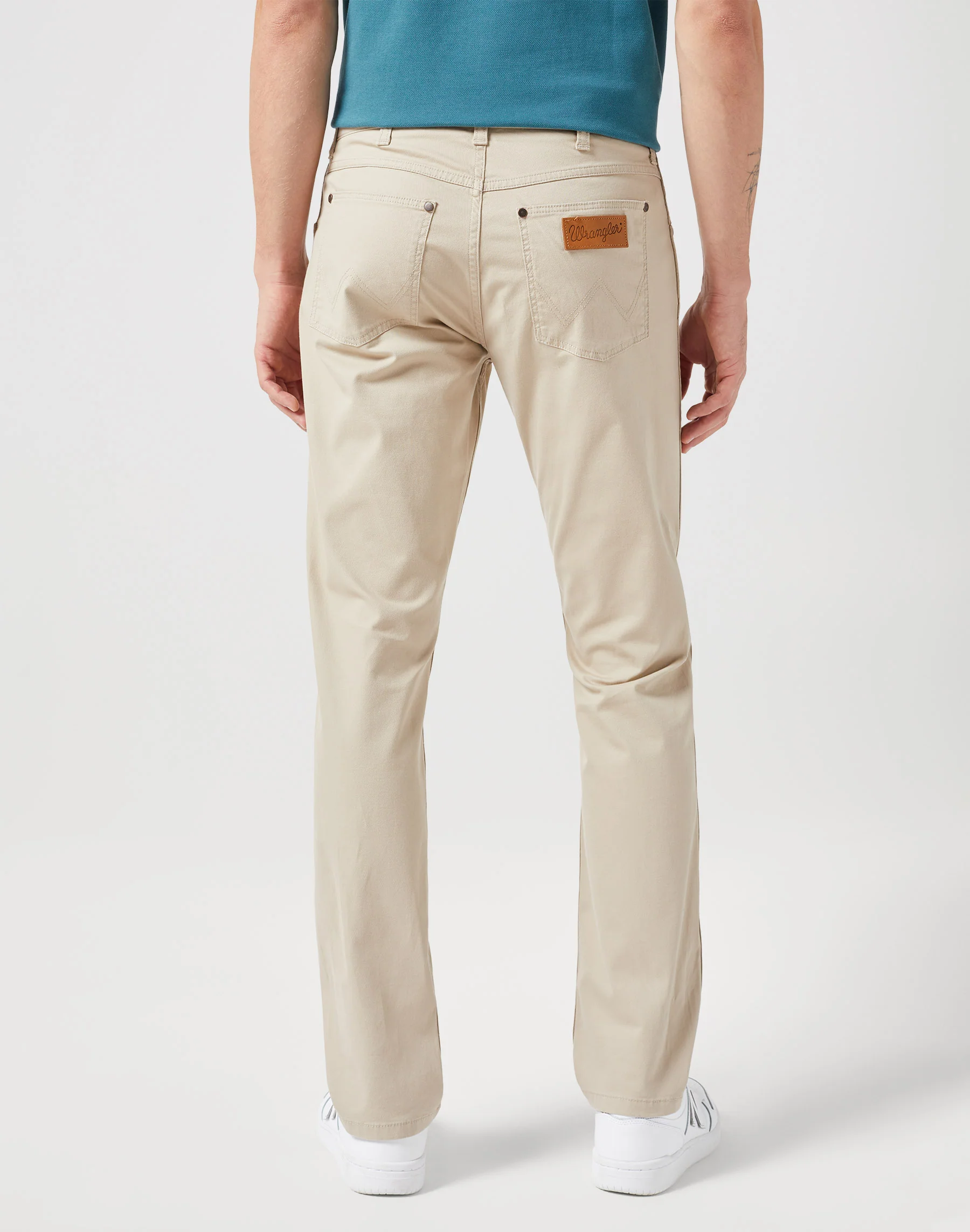 Greensboro Low Stretch dans Plaza Taupe – Image 2