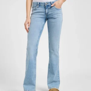 Jessica dans Light Azul