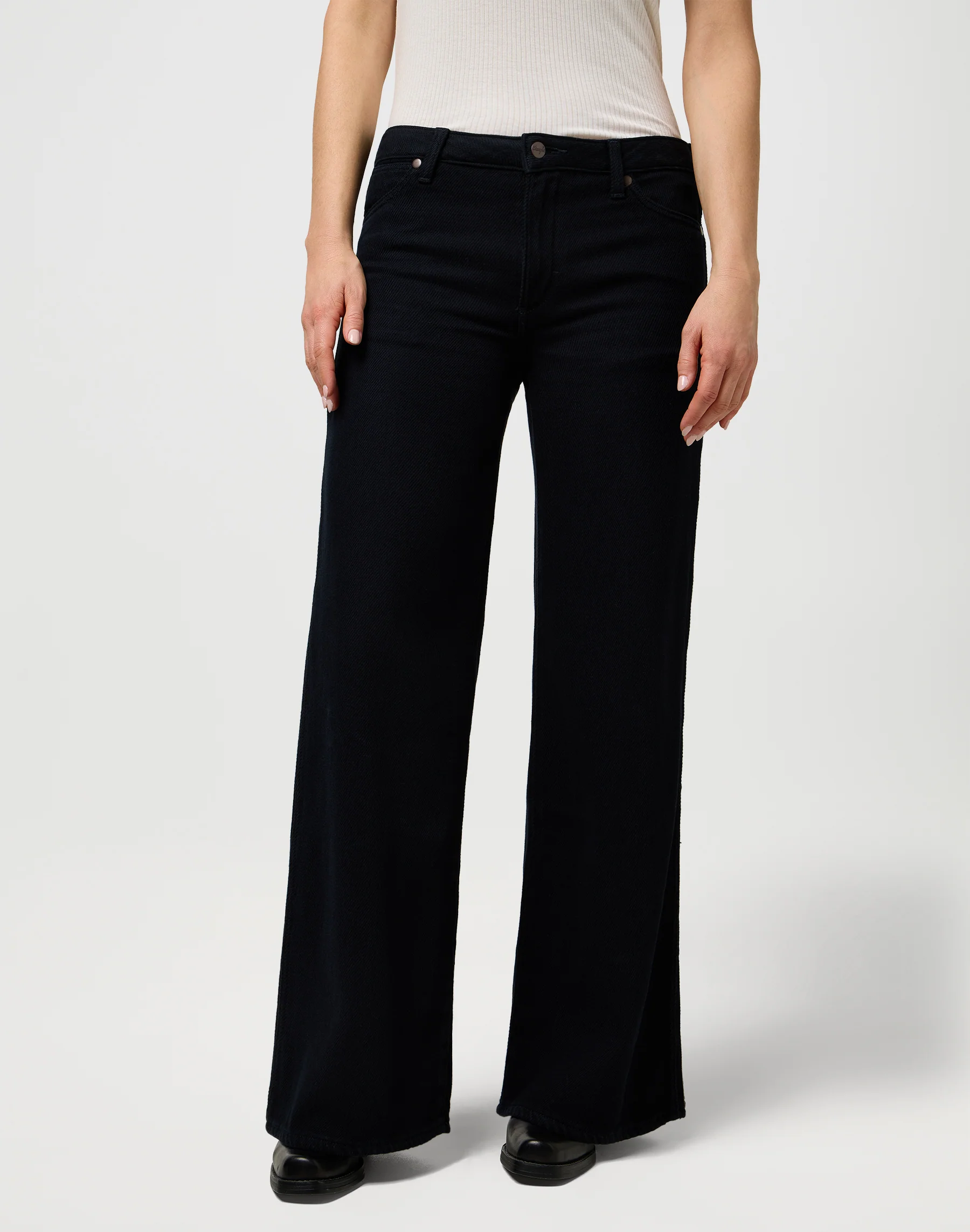 World Wide in Cobalt Crush