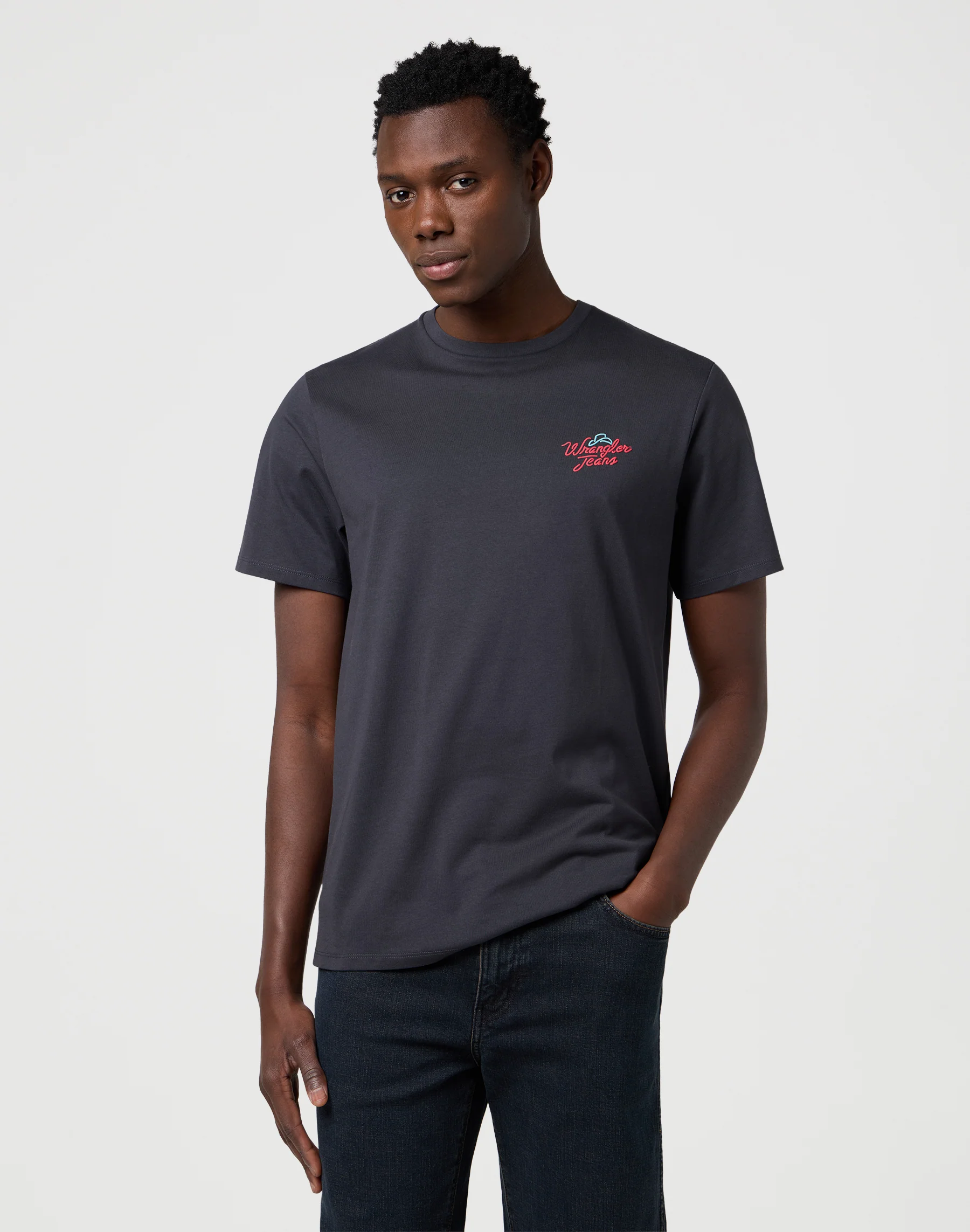 Tee graphique en noir fondu