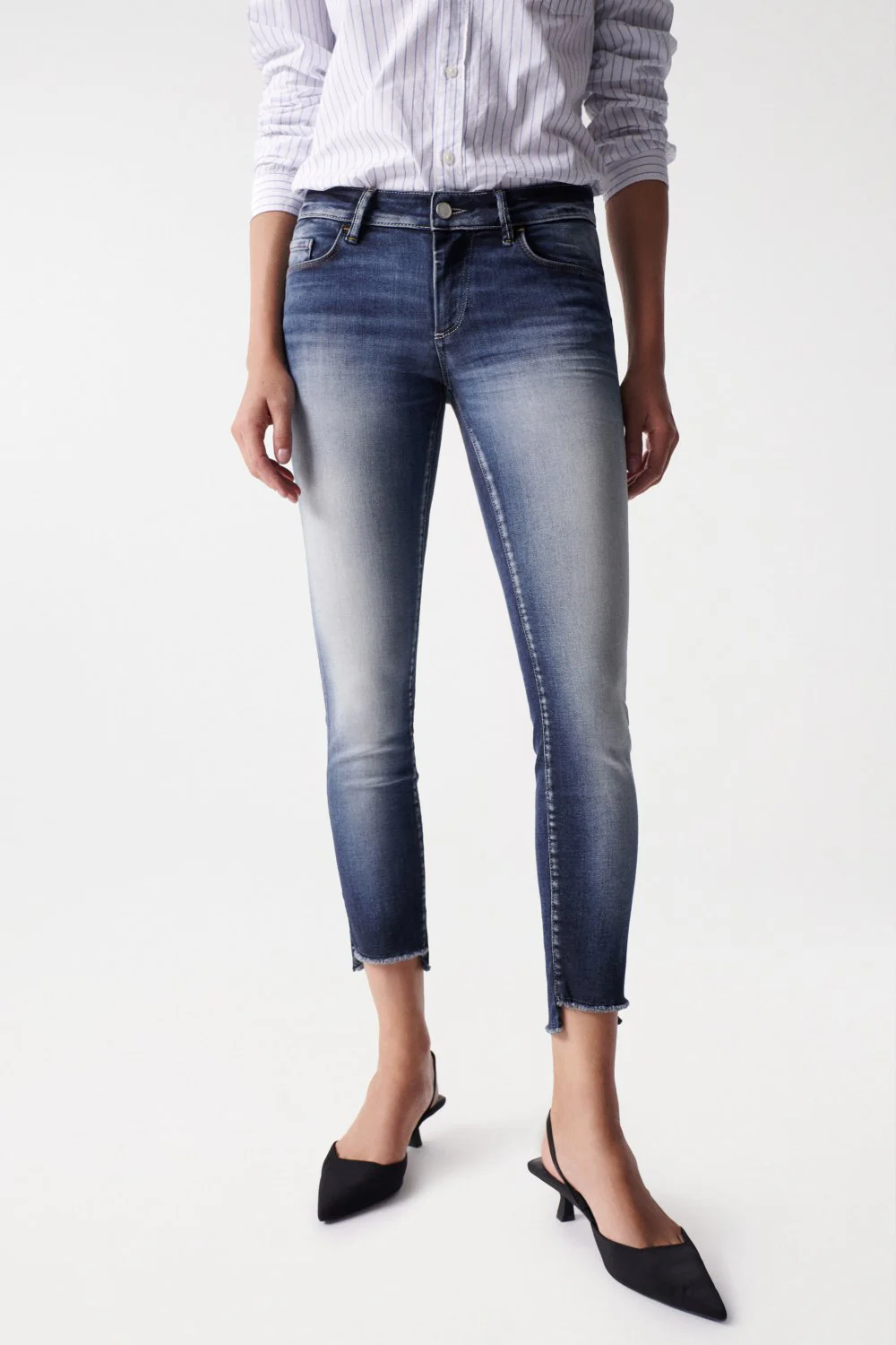 Wonder Cropped Skinny Push-Up en Dark Wash