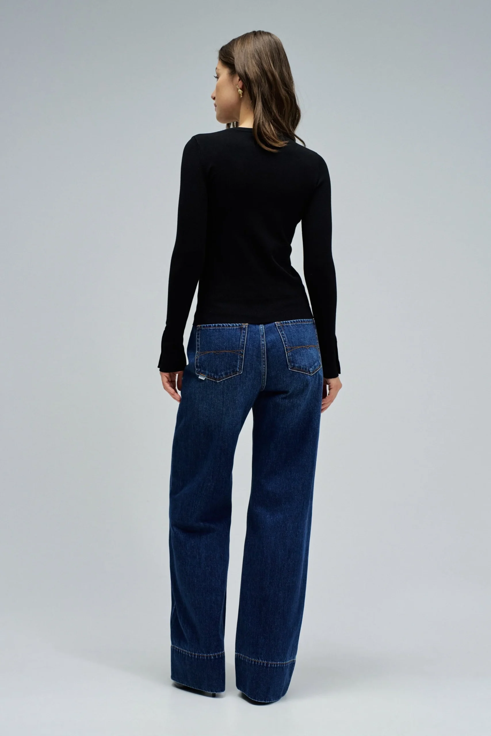 Basic manches longues en noir – Image 2