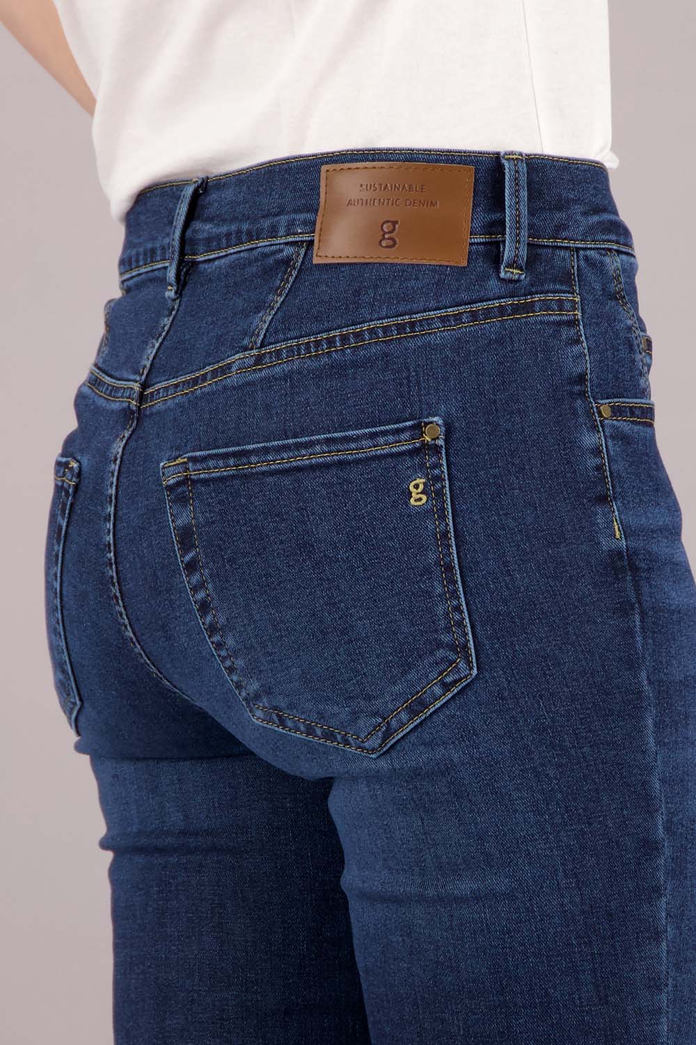 ZURI122 Jeans en Dark Rinse Used – Image 4