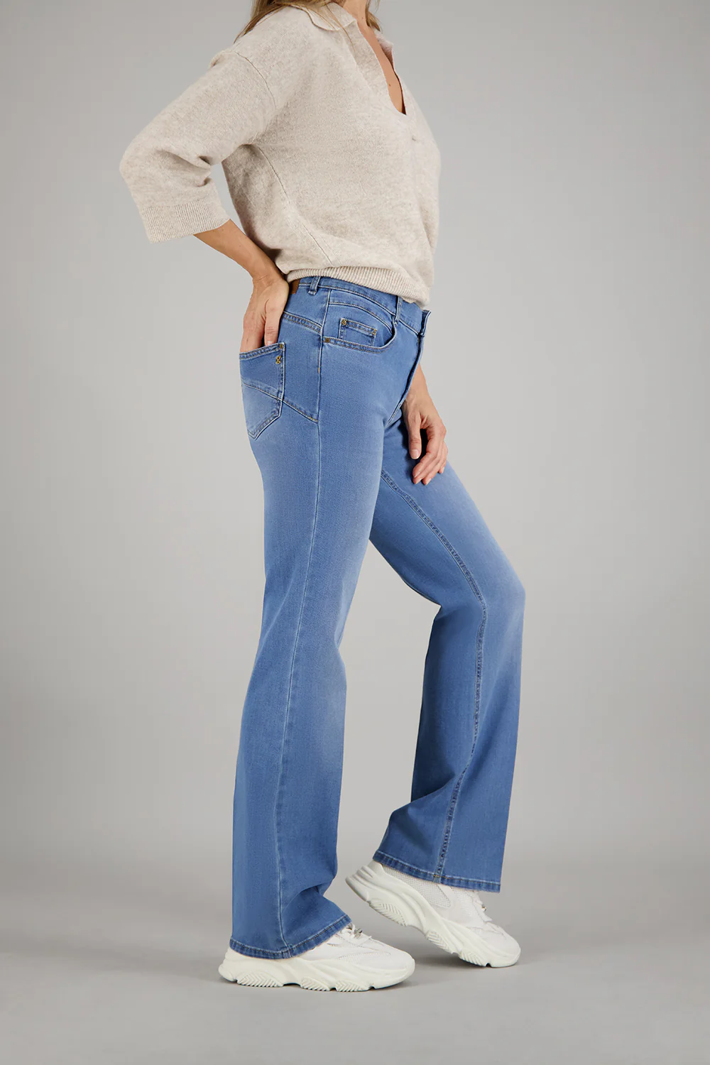 ZURI126 Jeans en stone used – Image 3