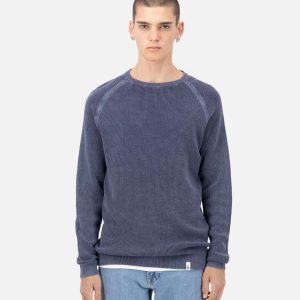 Roundneck-Washed en rivière