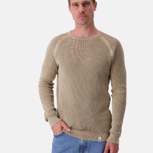 Roundneck-Washed dans une tente