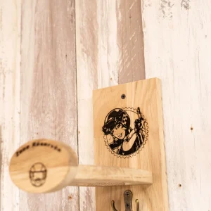 Porte-casque mural BABY MINI – Chêne massif compact – Support casque moto mural fait main – Livraison gratuite