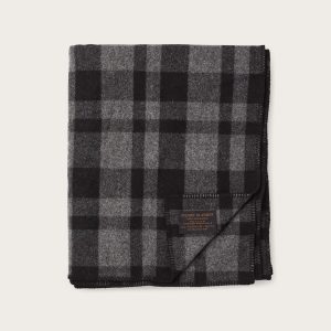 MACKINAW WOOL BLANKET