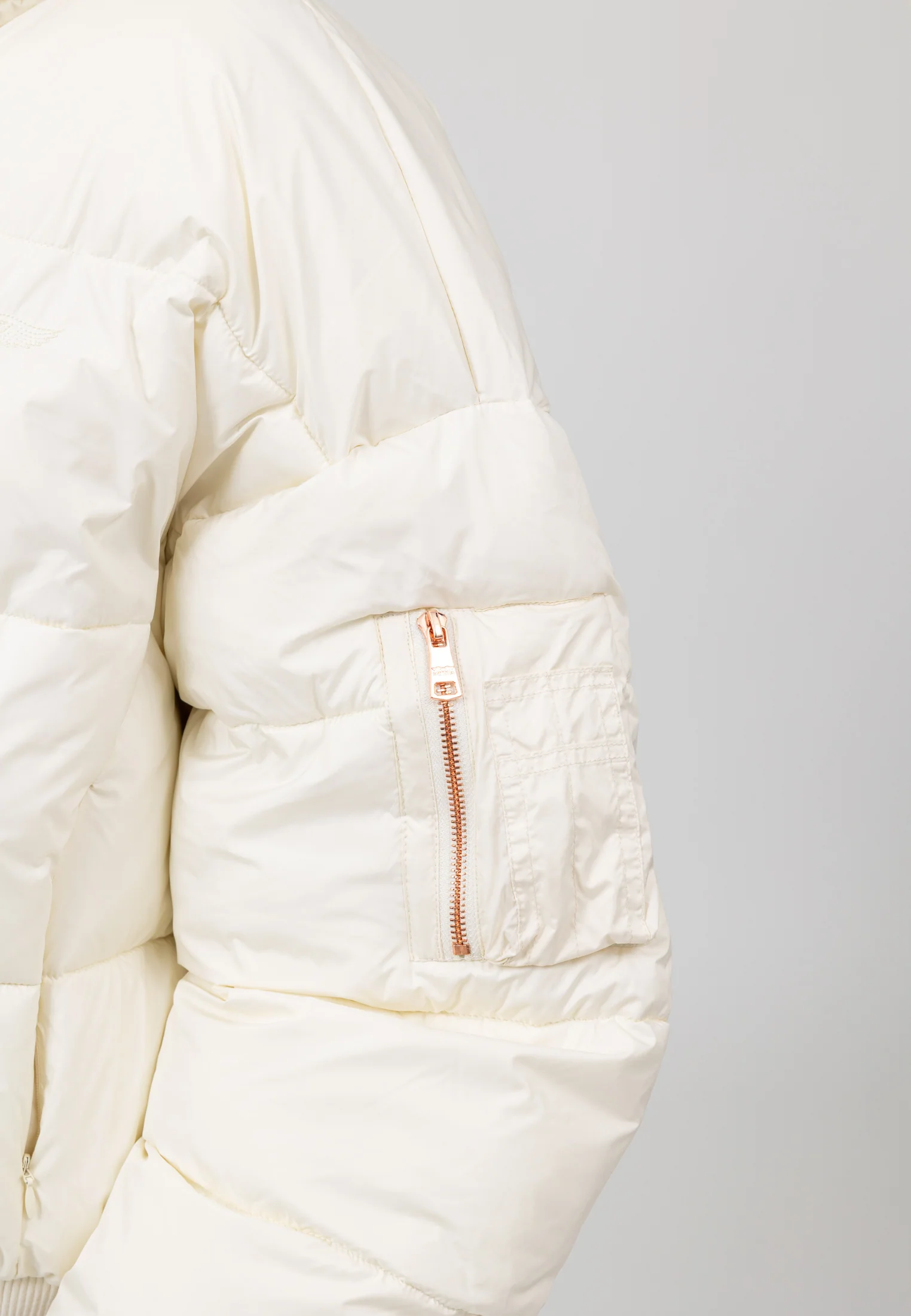 Hill-W en blanc – Image 8