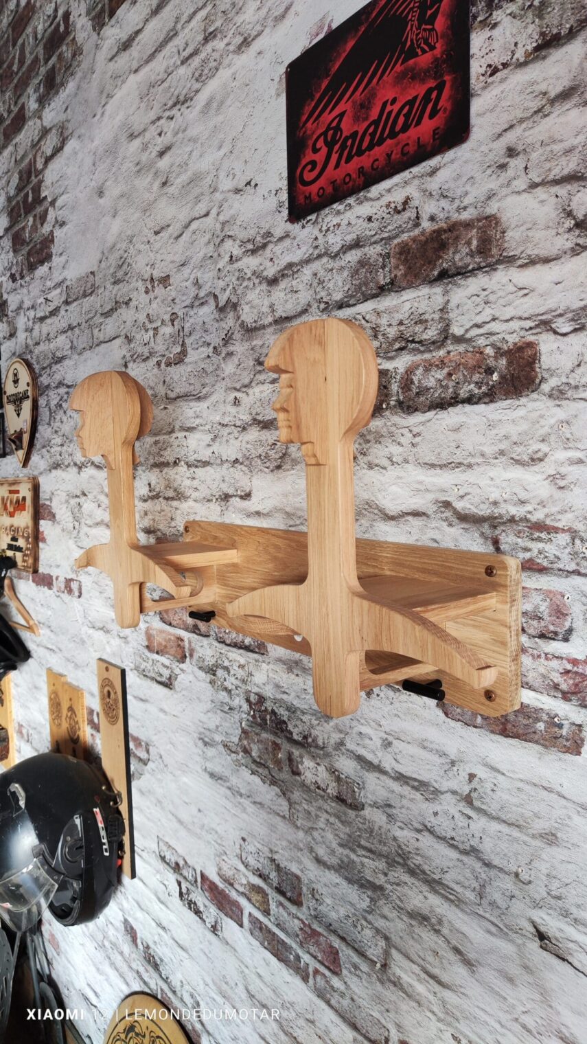 Porte-Casque moto série prestige DUO Mural en Chêne Massif ou CP Peuplier – Image 3