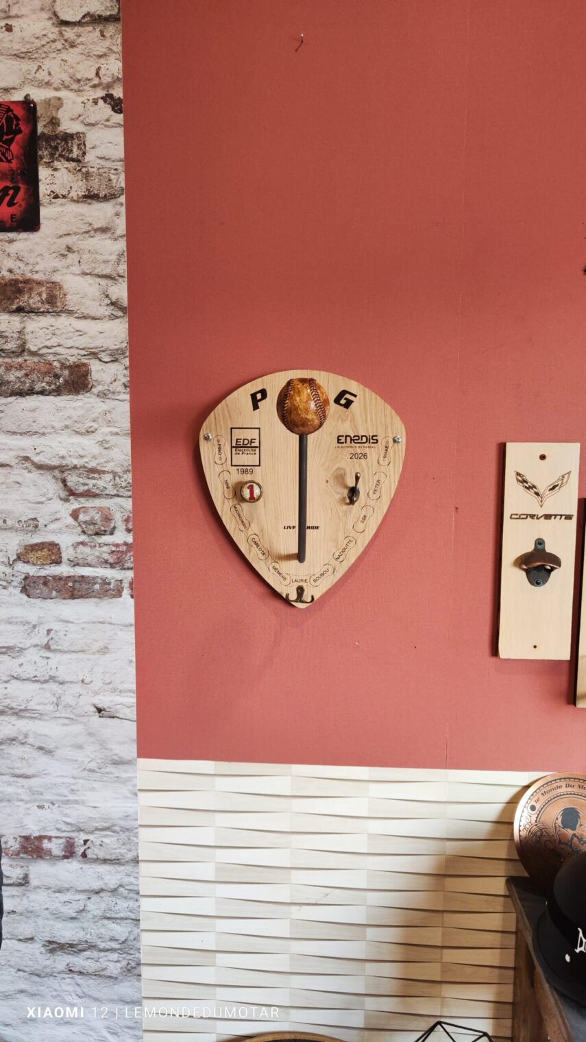 le Porte-Casque Moto des Collègues Cadeau Retraite & Souvenir – Image 3