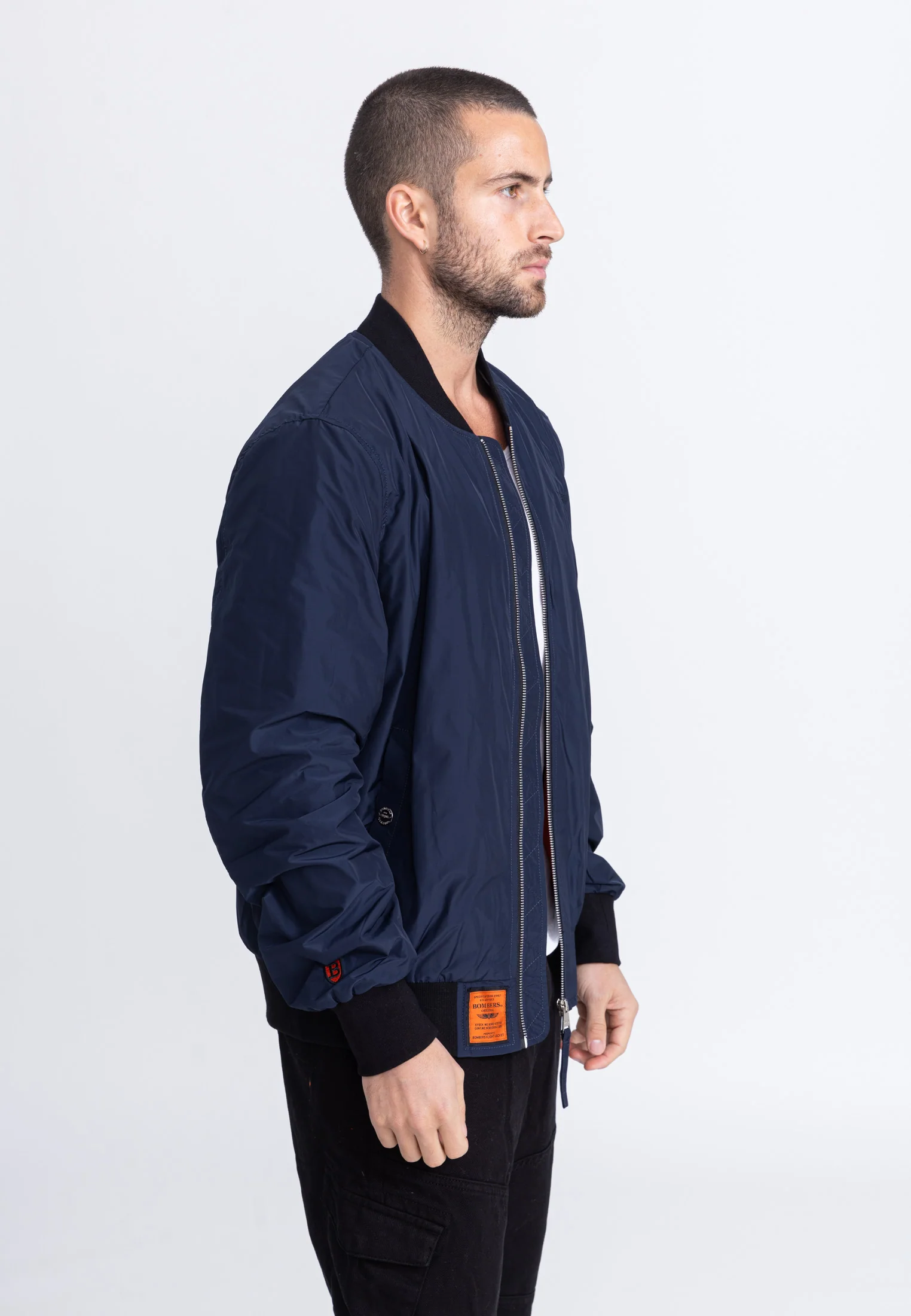 MA1 M Bomber en bleu marine – Image 5