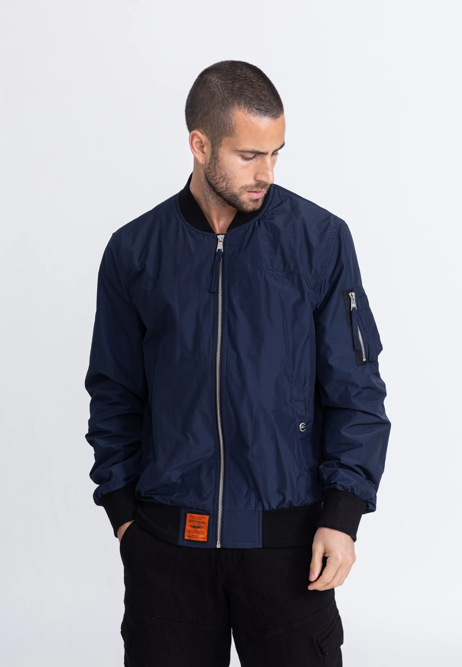 MA1 M Bomber en bleu marine