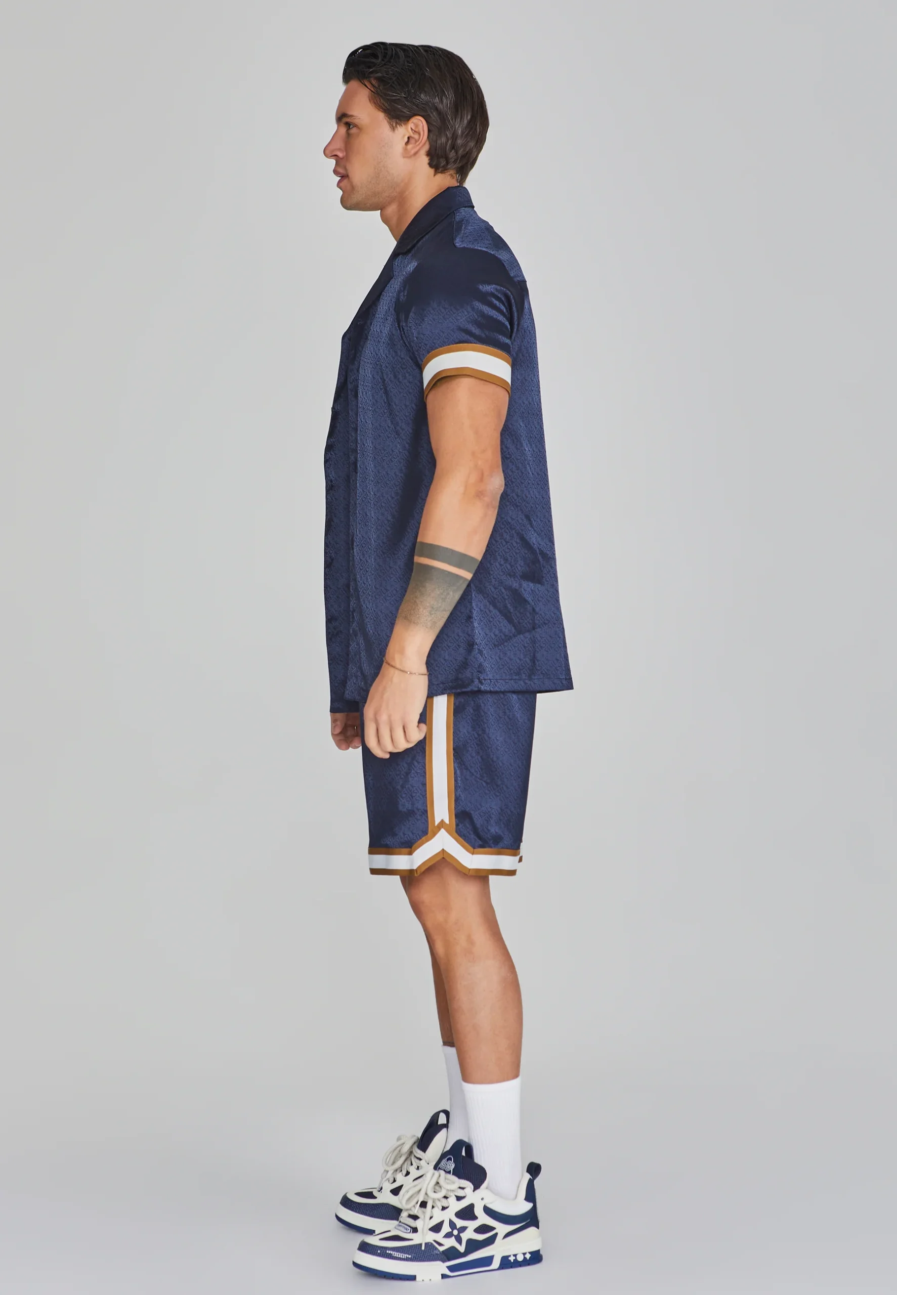 Short Resort en bleu marine – Image 5