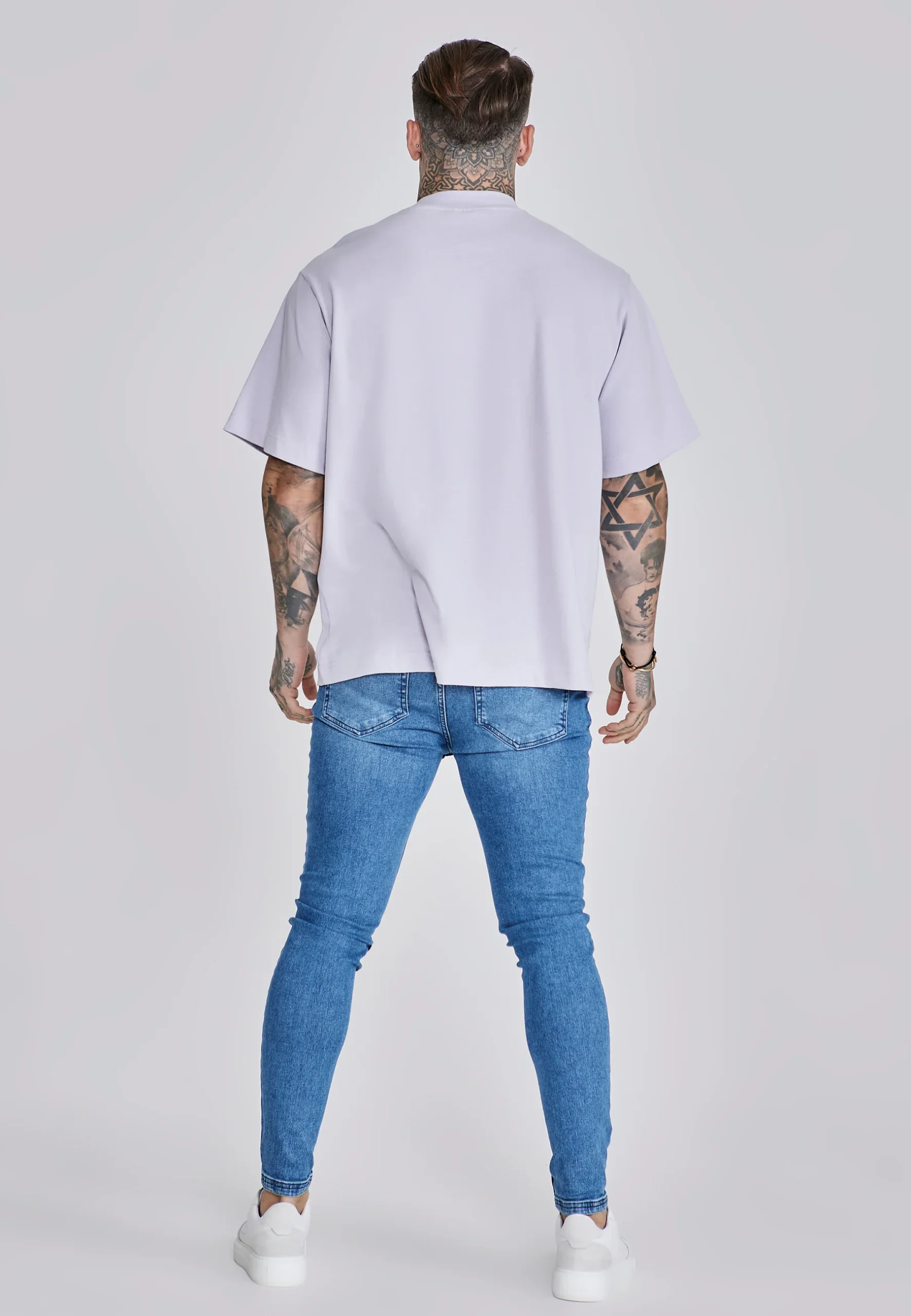 T-shirt surdimensionné en violet – Image 2