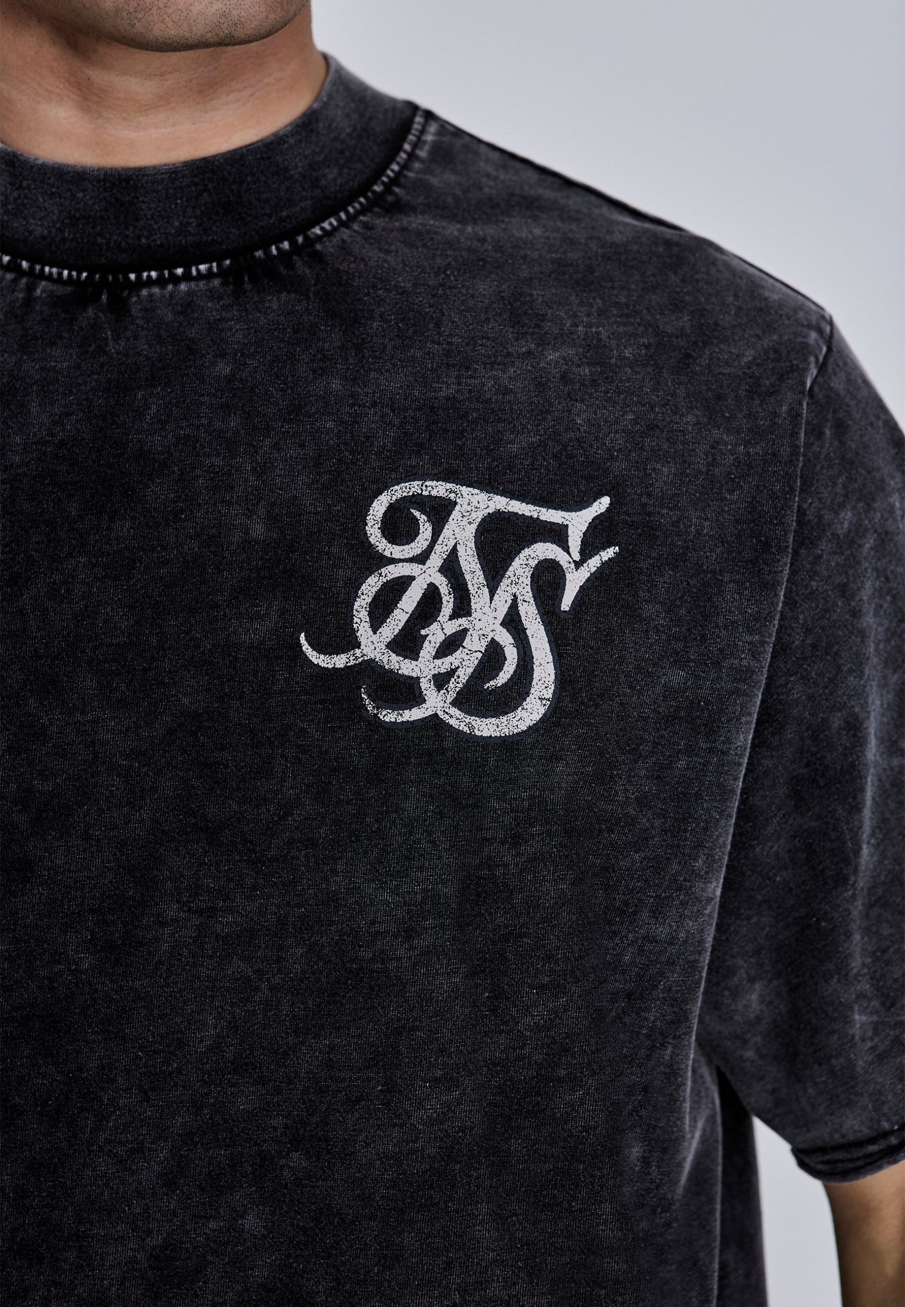 T-shirt surdimensionné en noir – Image 5