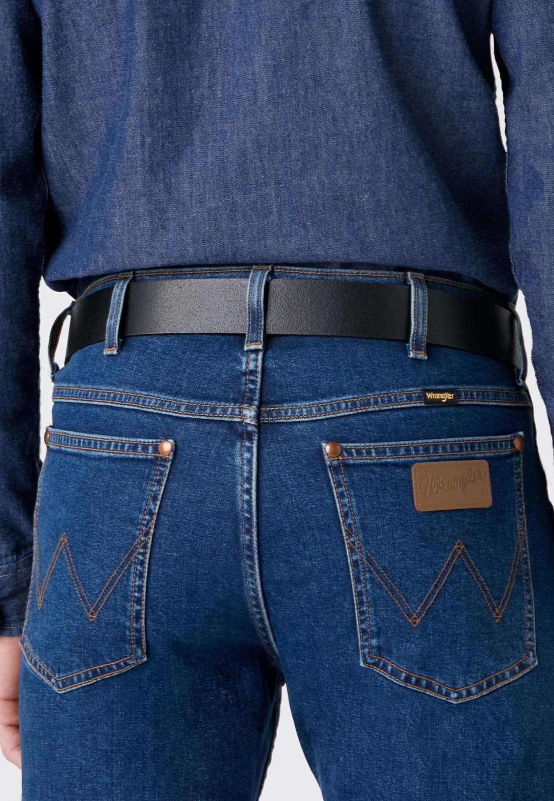 Ceinture en boucle métallique en noir – Image 4