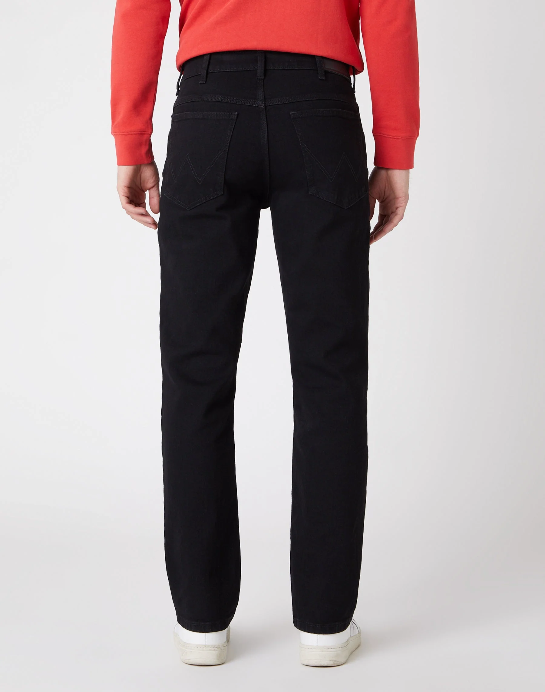 Straight Low Stretch dans Black Rinse – Image 2