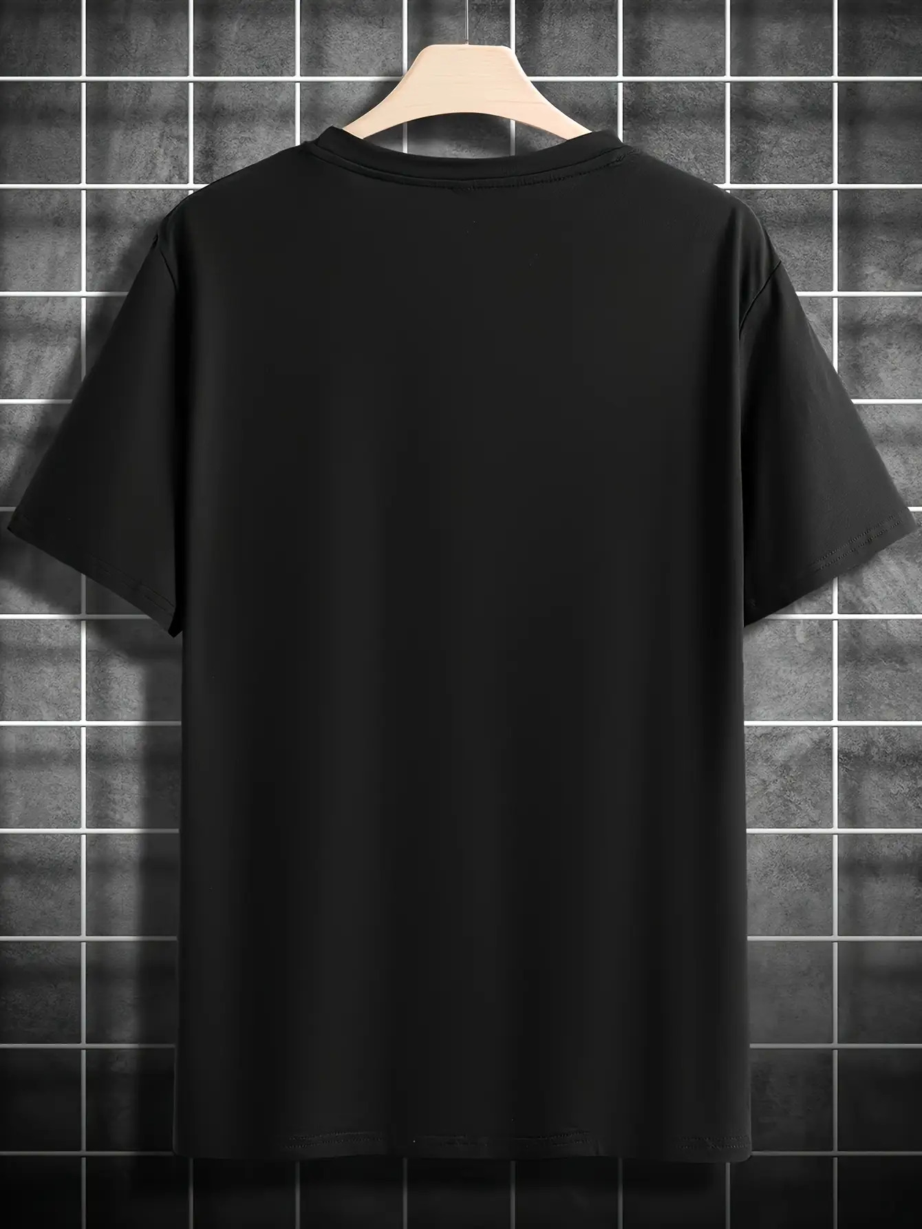 t-shirt moto humour moped – scooter français drôle, imprimé jaune sur noir, coupe régulière respirante, idée cadeau scooteriste, style rétro, look décontracté pour événements moto et balades – Image 2